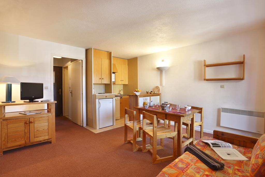 Les Balcons Du Soleil Apart otel Font-Romeu-Odeillo-Via Dış mekan fotoğraf