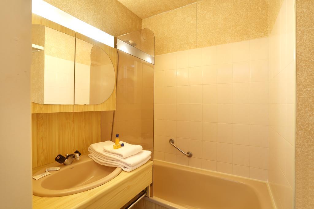 Les Balcons Du Soleil Apart otel Font-Romeu-Odeillo-Via Dış mekan fotoğraf